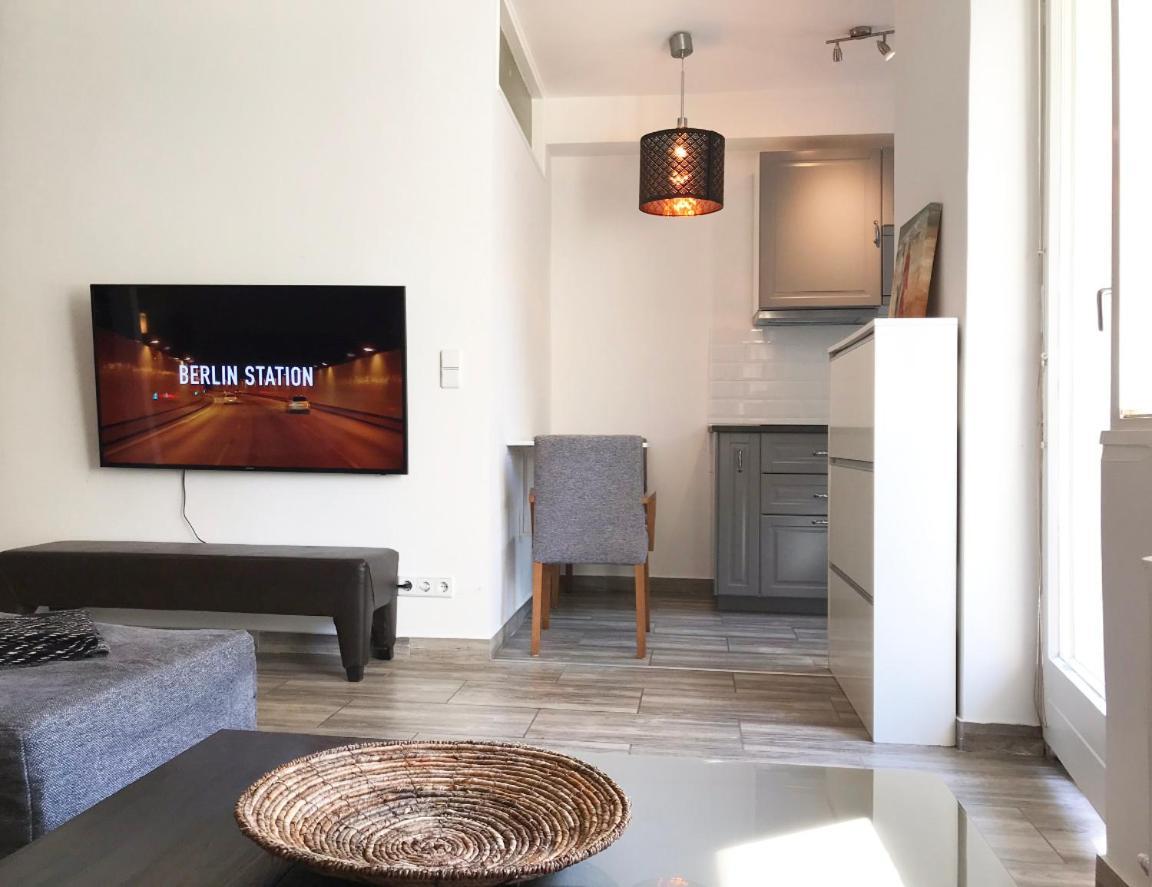 Designer With Terrace & Free Parking Appartement *
